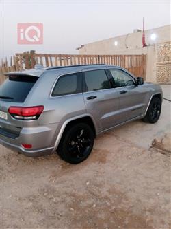 جیپ گراند شیرۆکی